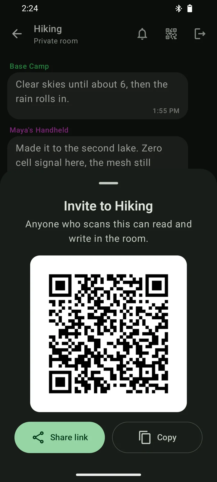The invite sheet for the Hiking room with a QR code and a share link